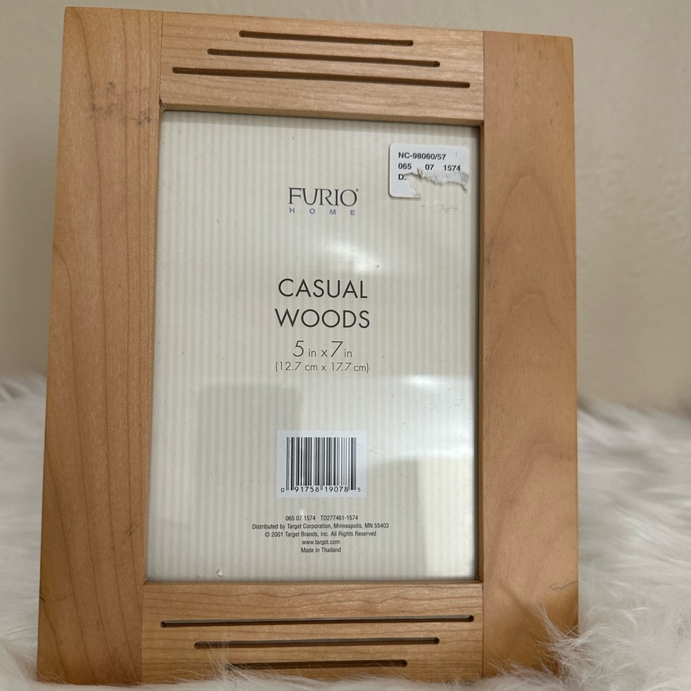 Furio Home Casual Woods Picture Frame 5 x 7 in